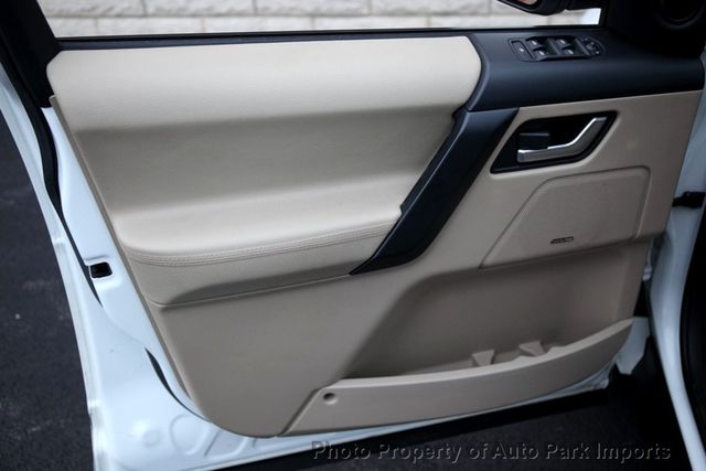 2011 Land Rover LR2 AWD 4dr HSE - 22984987 - 37