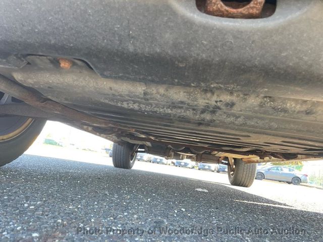 2011 Land Rover LR2 AWD 4dr HSE - 23014849 - 16