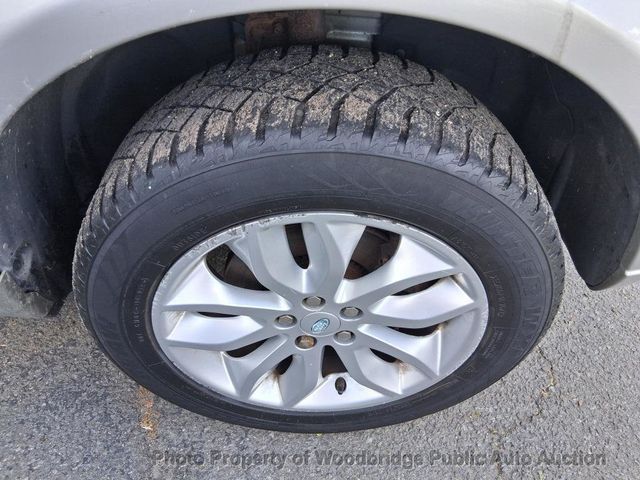 2011 Land Rover LR2 AWD 4dr HSE - 23018881 - 12