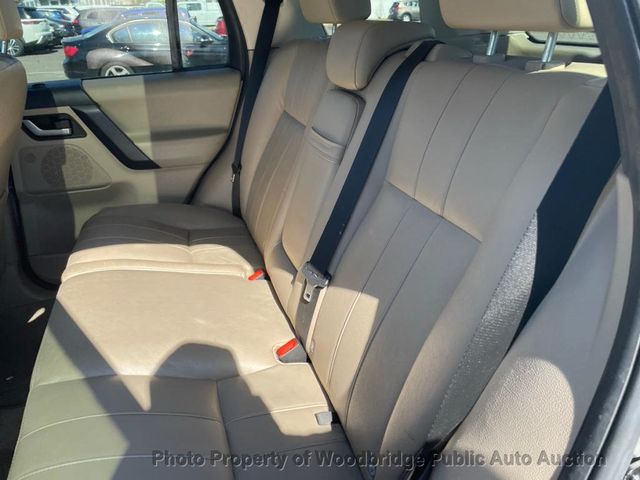 2011 Land Rover LR2 AWD 4dr HSE - 23018881 - 22
