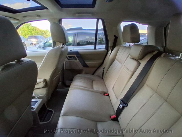 2011 Land Rover LR2 AWD 4dr HSE - 23018881 - 7