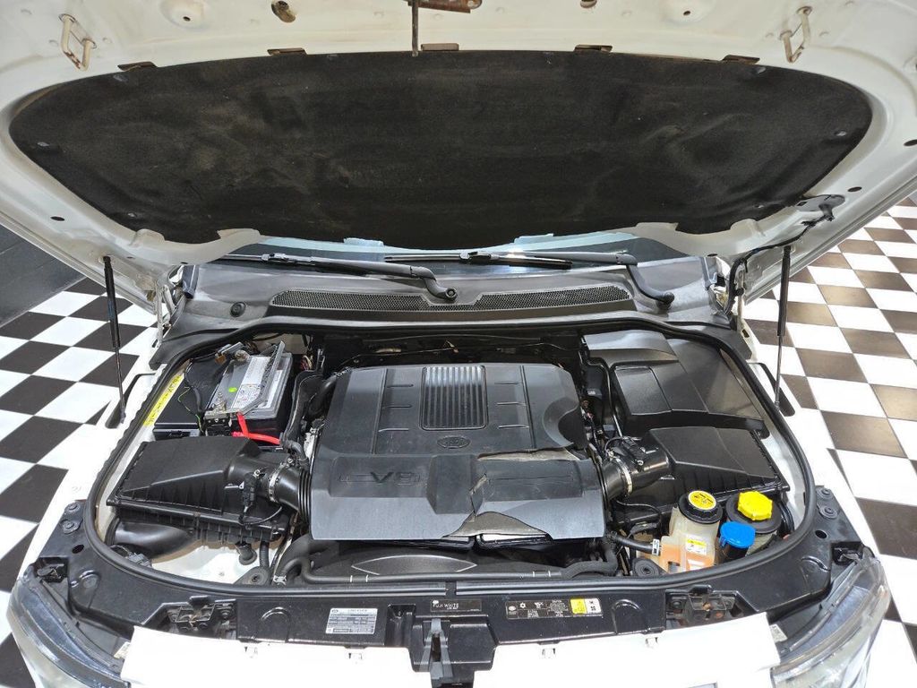 2011 Land Rover LR4 Base 4x4 4dr SUV - 22970264 - 15