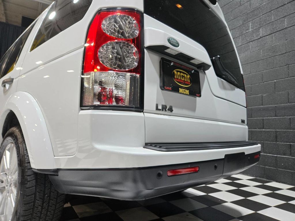 2011 Land Rover LR4 Base 4x4 4dr SUV - 22970264 - 26