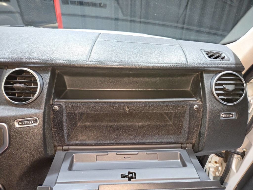 2011 Land Rover LR4 Base 4x4 4dr SUV - 22970264 - 53