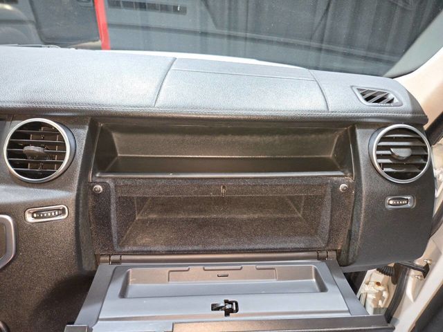 2011 Land Rover LR4 Base 4x4 4dr SUV - 22970264 - 53