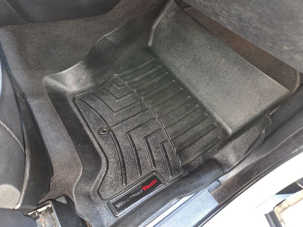 2011 Land Rover LR4 Base 4x4 4dr SUV - 22970264 - 56