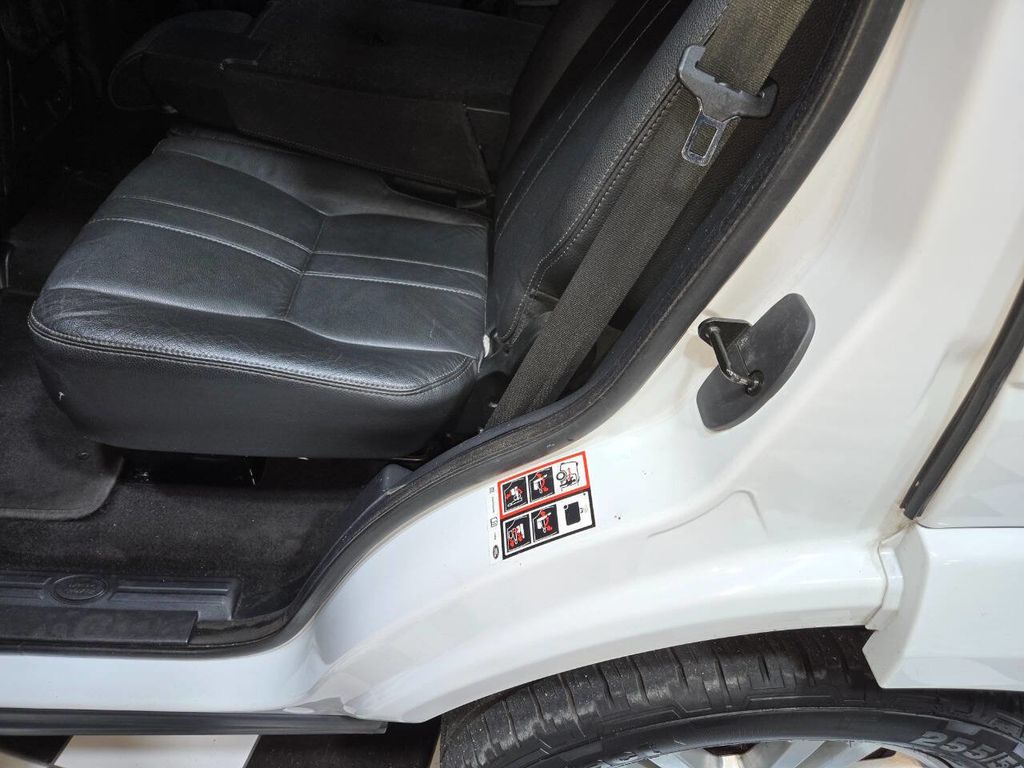 2011 Land Rover LR4 Base 4x4 4dr SUV - 22970264 - 71