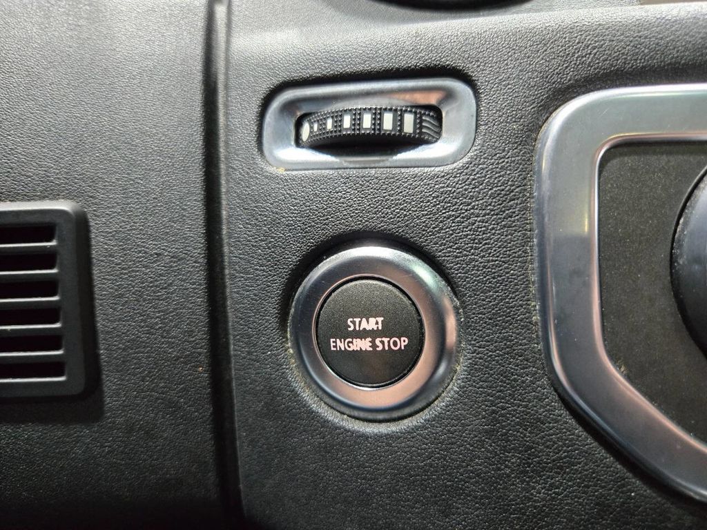 2011 Land Rover LR4 Base 4x4 4dr SUV - 22970264 - 90