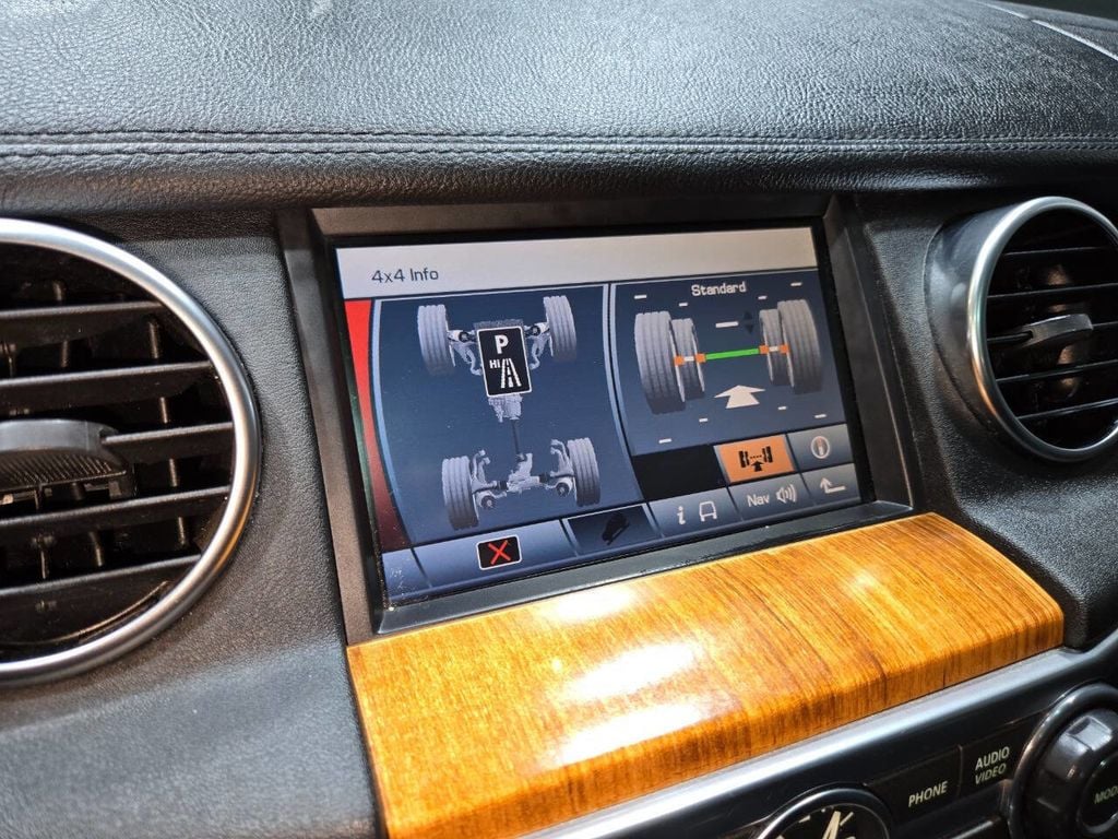 2011 Land Rover LR4 Base 4x4 4dr SUV - 22970264 - 94