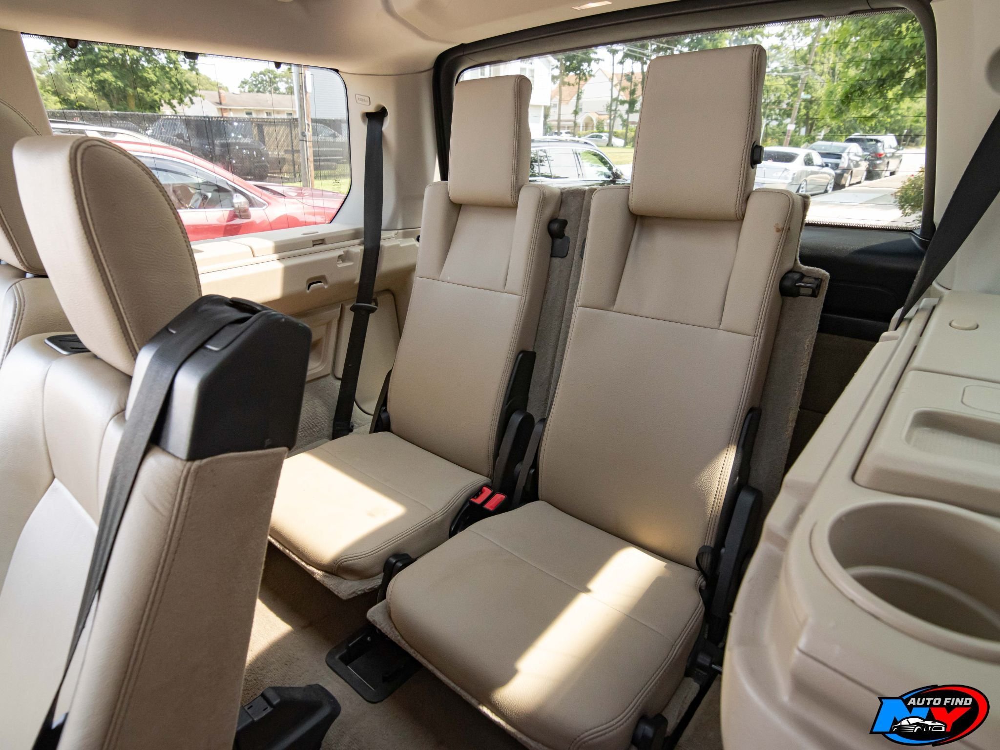 2011 Land Rover LR4 HSE photo 11