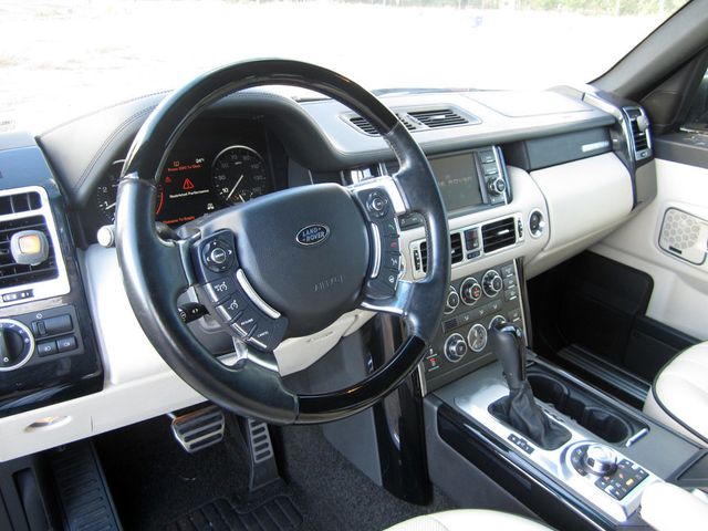 2011 Land Rover Range Rover 4WD 4dr HSE LUX - 20425797 - 6