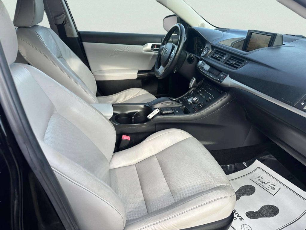 2011 Lexus CT 200h FWD 4dr Hybrid - 22961863 - 12