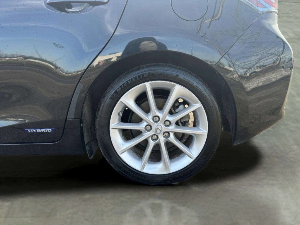 2011 Lexus CT 200h FWD 4dr Hybrid - 22961863 - 8