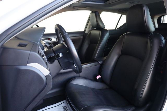 2011 Lexus CT 200h Premium - 23101481 - 16