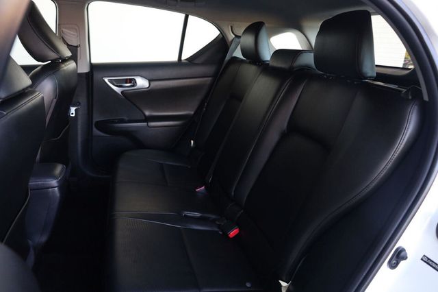 2011 Lexus CT 200h Premium - 23101481 - 22