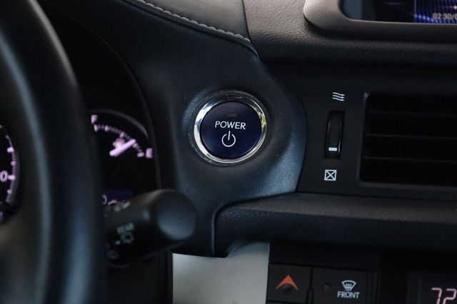 2011 Lexus CT 200h Premium - 23101481 - 34