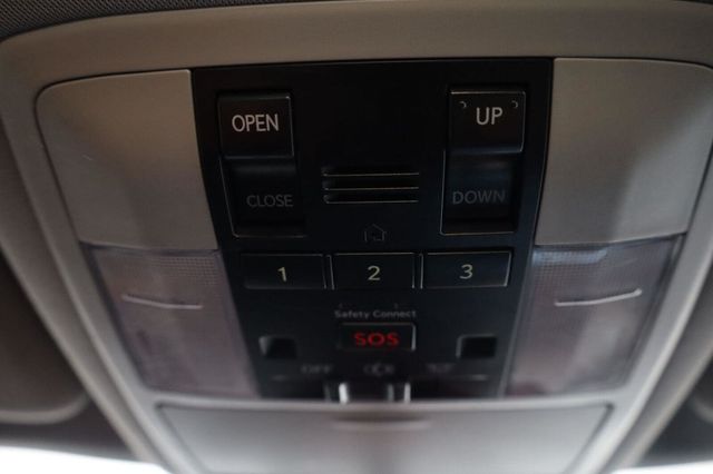 2011 Lexus CT 200h Premium - 23101481 - 35
