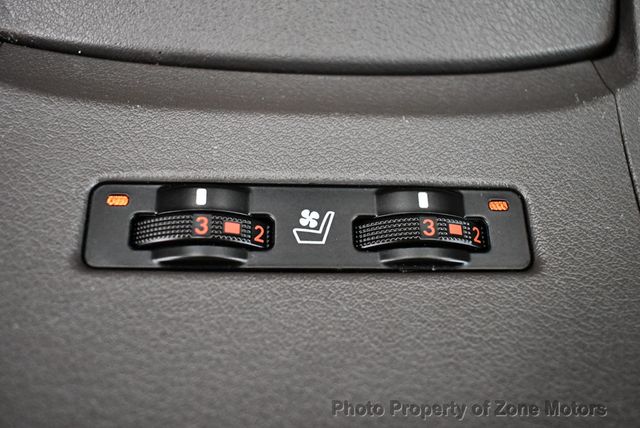 2011 Lexus ES 350 4dr Sedan - 22765097 - 31