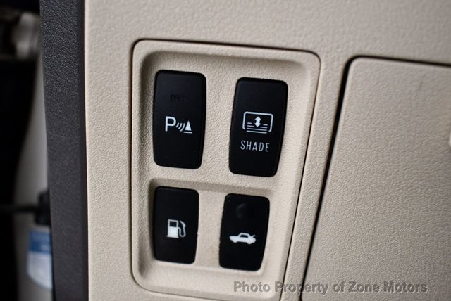 2011 Lexus ES 350 4dr Sedan - 22765097 - 34