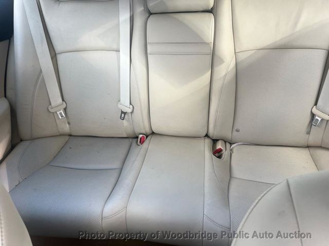 2011 Lexus ES 350 4dr Sedan - 22948544 - 10