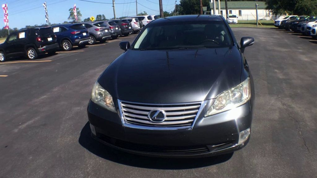2011 Lexus ES 350 photo 3