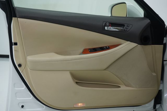 2011 Lexus ES 350 4dr Sedan - 23039886 - 11