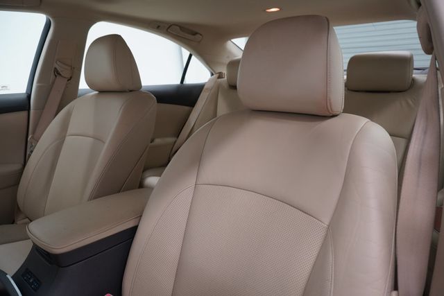 2011 Lexus ES 350 4dr Sedan - 23039886 - 8