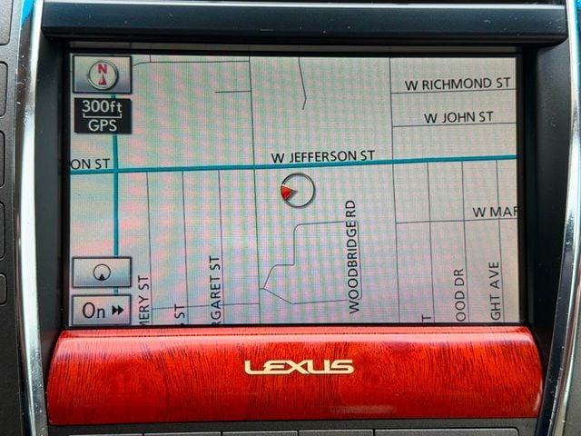 2011 Lexus ES 350 4dr Sedan - 22970617 - 40