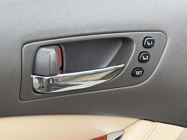 2011 Lexus ES 350 4dr Sedan - 22970617 - 8