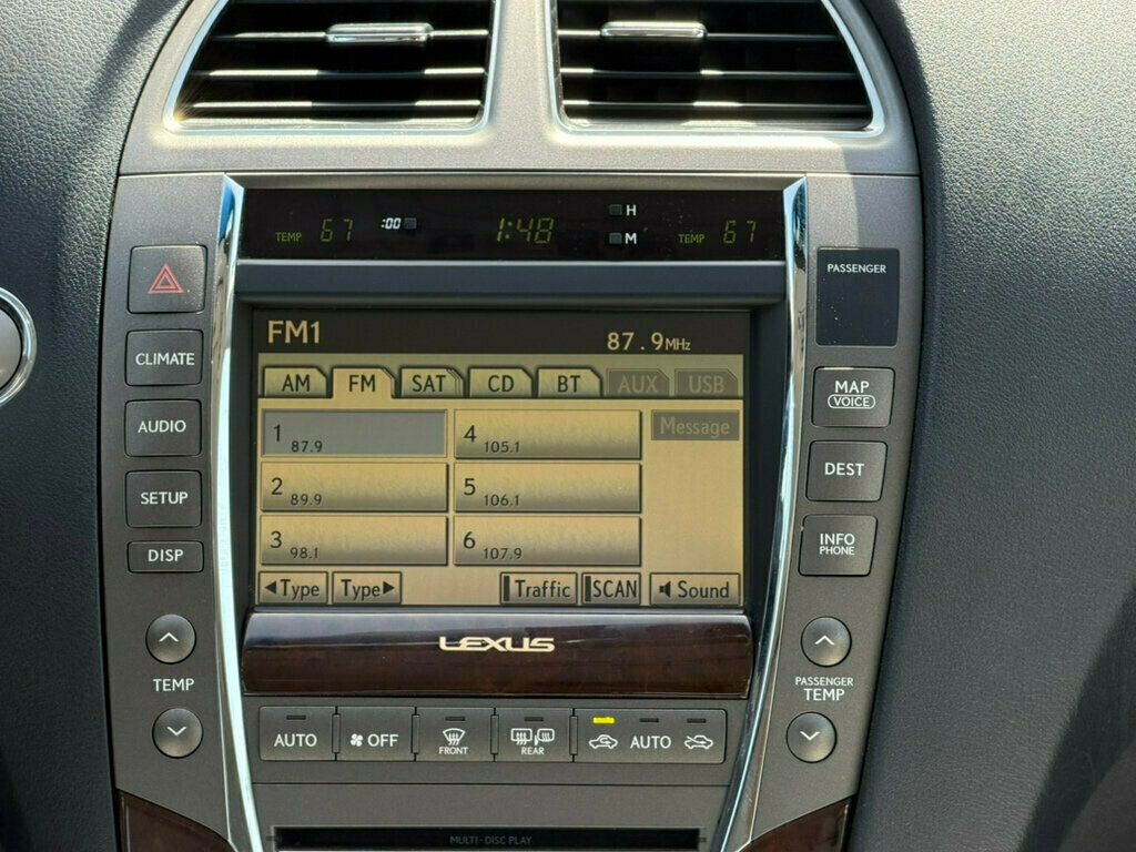 2011 Lexus ES 350 4dr Sedan - 22959430 - 23