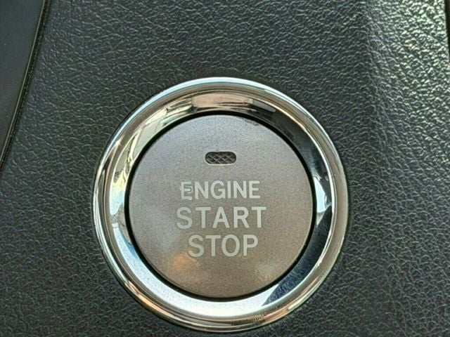2011 Lexus ES 350 4dr Sedan - 22959430 - 30