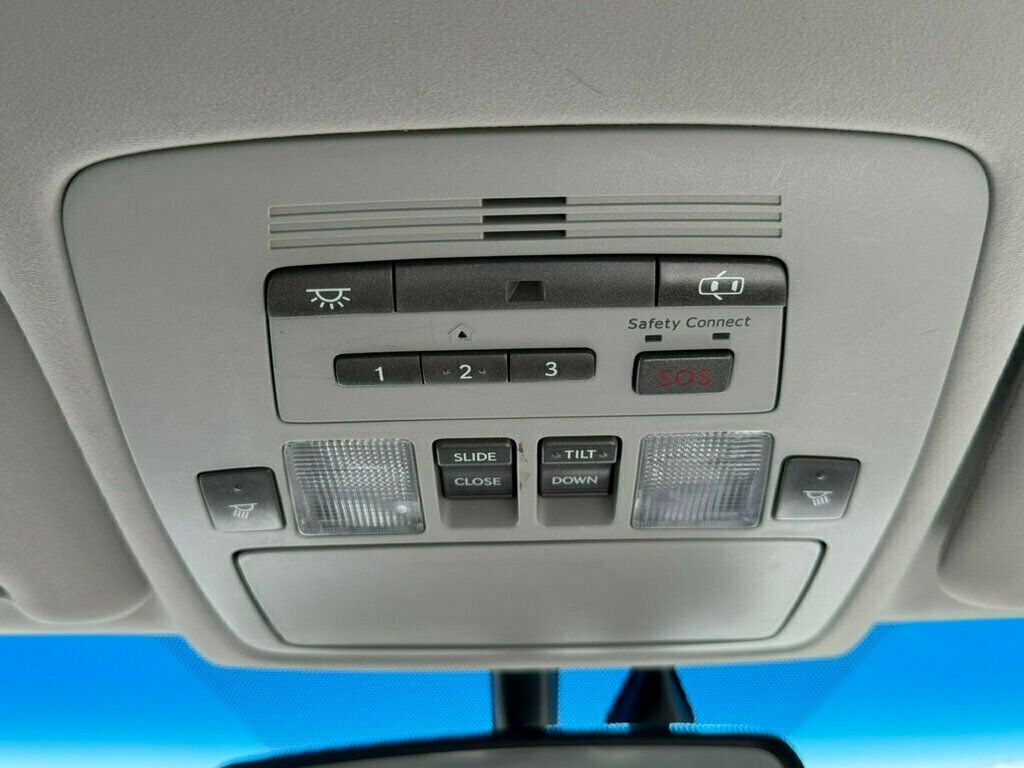 2011 Lexus ES 350 4dr Sedan - 22959430 - 35