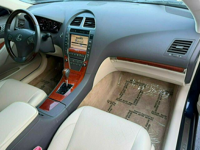 2011 Lexus ES 350 4dr Sedan - 23037133 - 9