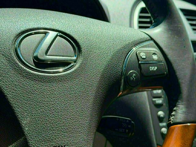 2011 Lexus ES 350 4dr Sedan - 23037133 - 28