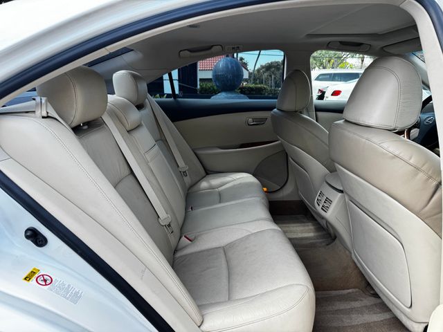 2011 Lexus ES 350 4dr Sedan - 23005991 - 16