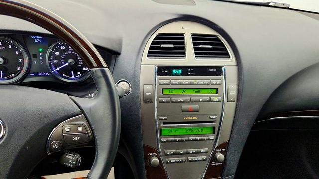 2011 Lexus ES 350 4dr Sedan w/ Heated & Ventilated Seats, Intuitive Parking Assist - 23003588 - 17