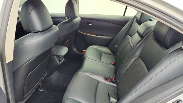 2011 Lexus ES 350 4dr Sedan w/ Heated & Ventilated Seats, Intuitive Parking Assist - 23003588 - 20