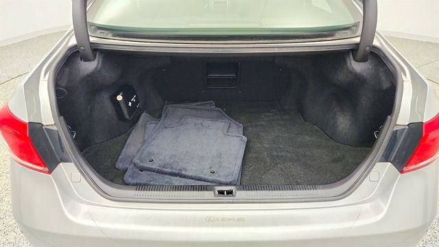 2011 Lexus ES 350 4dr Sedan w/ Heated & Ventilated Seats, Intuitive Parking Assist - 23003588 - 21