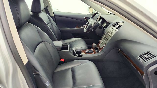 2011 Lexus ES 350 4dr Sedan w/ Heated & Ventilated Seats, Intuitive Parking Assist - 23003588 - 23