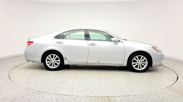 2011 Lexus ES 350 4dr Sedan w/ Heated & Ventilated Seats, Intuitive Parking Assist - 23003588 - 3