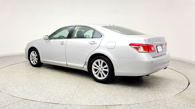 2011 Lexus ES 350 4dr Sedan w/ Heated & Ventilated Seats, Intuitive Parking Assist - 23003588 - 6