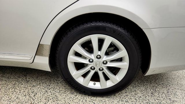 2011 Lexus ES 350 4dr Sedan w/ Heated & Ventilated Seats, Intuitive Parking Assist - 23003588 - 8