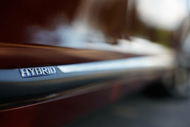 2011 Lexus GS 450h 4dr Sedan Hybrid - 22656232 - 54