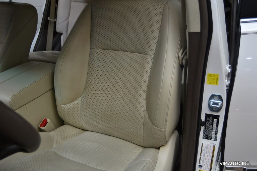 2011 Lexus GX GX 460 Premium Sport Utility 4D - 22998978 - 16
