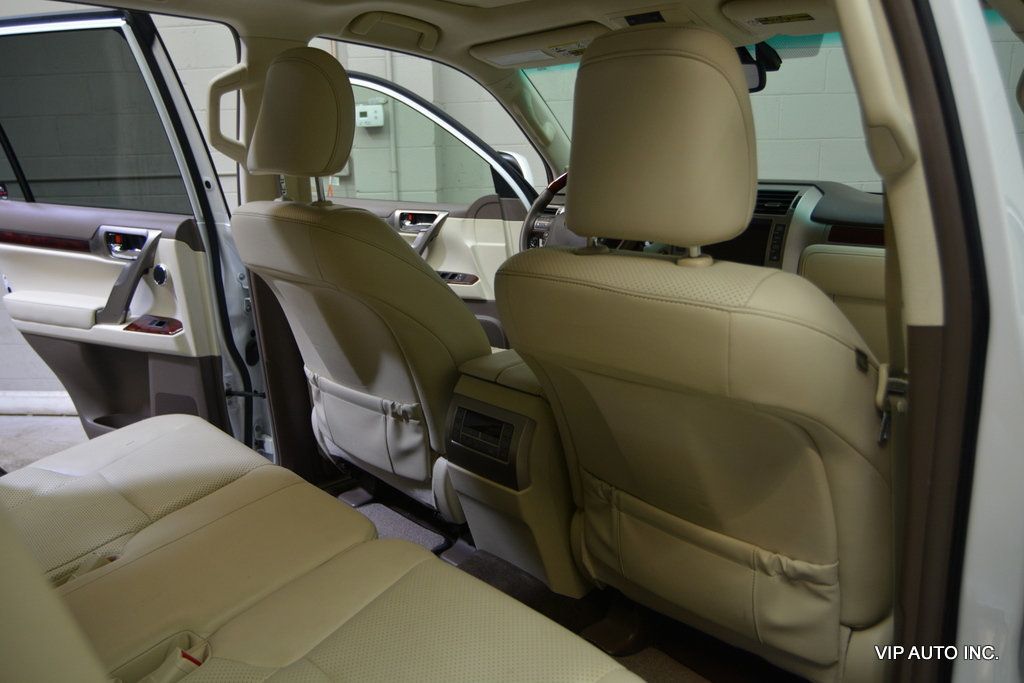 2011 Lexus GX GX 460 Premium Sport Utility 4D - 22998978 - 18
