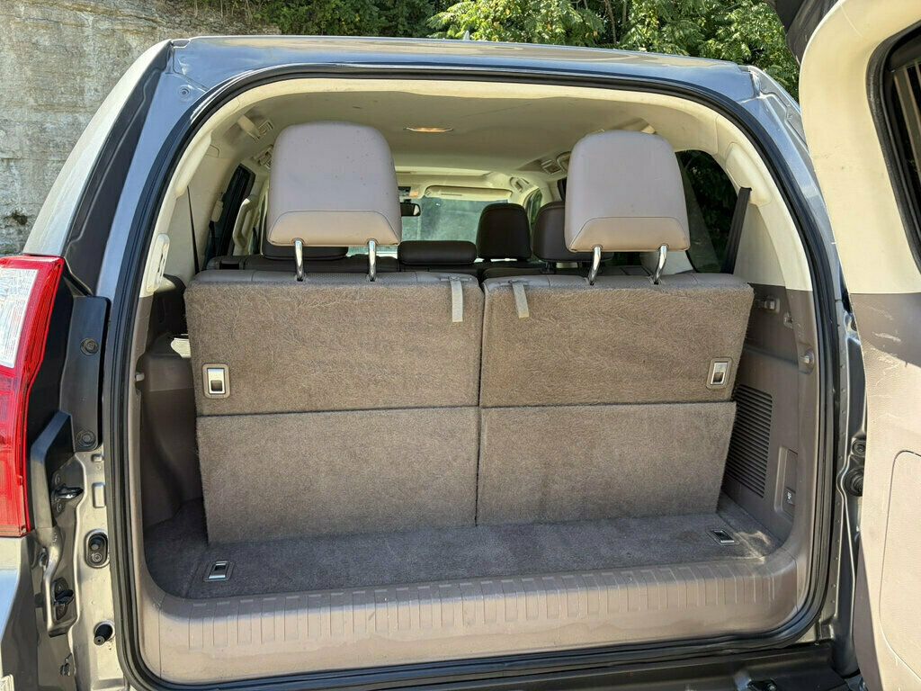 2011 Lexus GX Low Miles 4x4 V8 Power Third Row CLEAN 615-300-6004 - 23070876 - 31