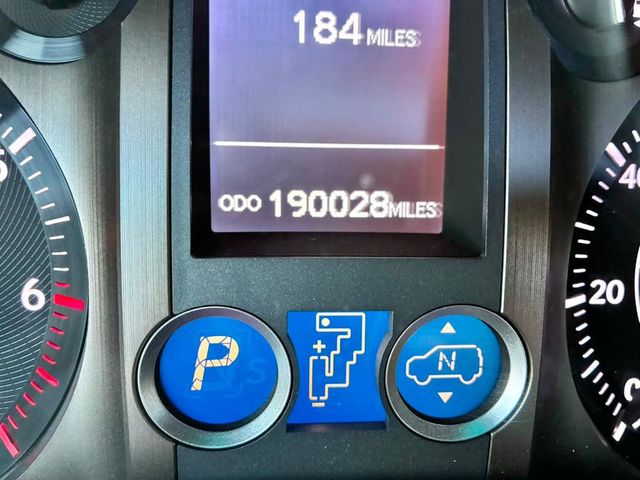 2011 Lexus GX 460 4WD 4dr Premium - 23082902 - 18