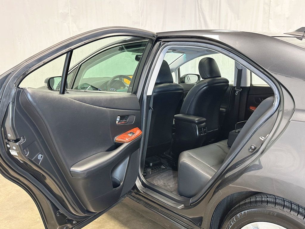 2011 Lexus HS 250h 4dr Sedan Hybrid - 23079567 - 35