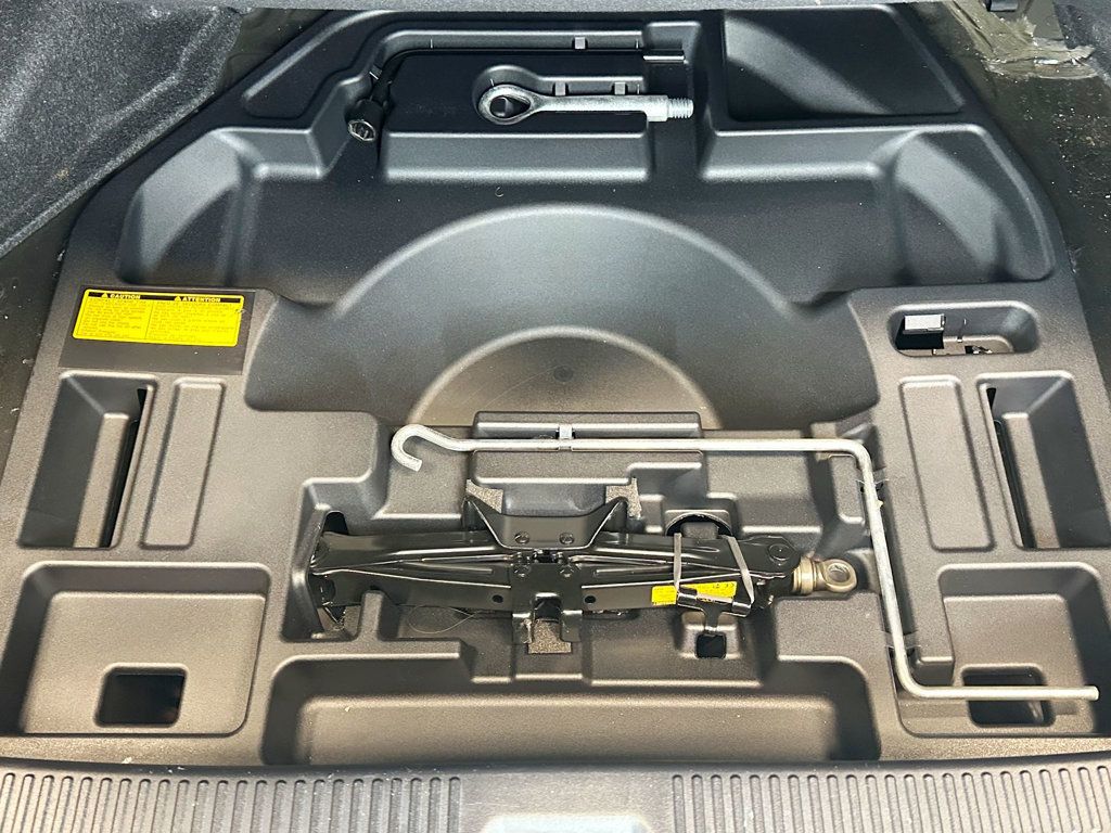 2011 Lexus HS 250h 4dr Sedan Hybrid - 23079567 - 42