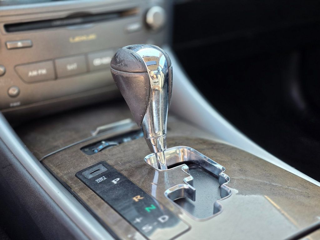 2011 Lexus IS 250 4dr Sport Sedan Automatic RWD - 22979323 - 24